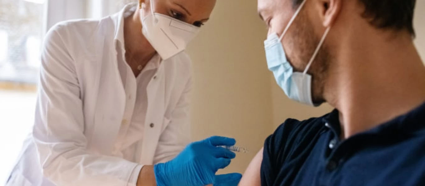 Κορωνοϊός: Μπορούν να κάνουν το εμβόλιο όσοι έχουν αλλεργία;